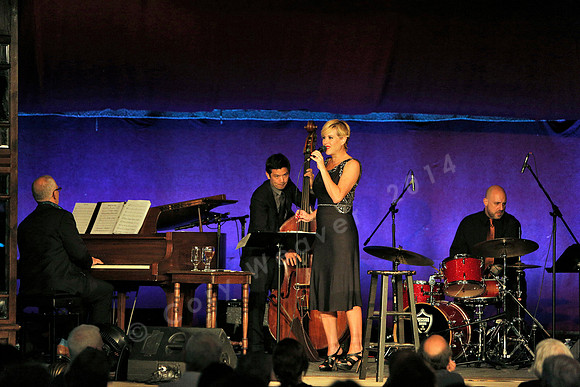 Bard Summerscape, Spiegeltent, Molly Ringwald