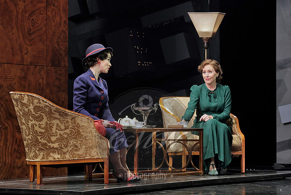 Minnesota Opera, Dinner at Eight