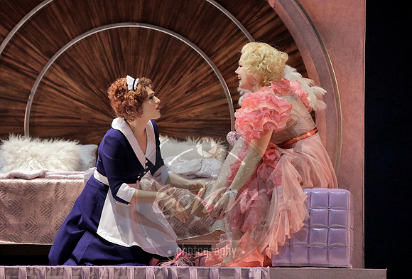 Minnesota Opera, Dinner at Eight