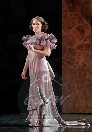 Minnesota Opera, Dinner at Eight