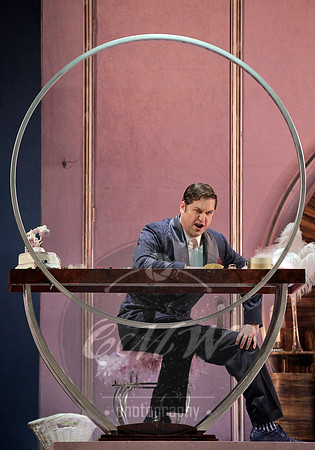 Minnesota Opera, Dinner at Eight