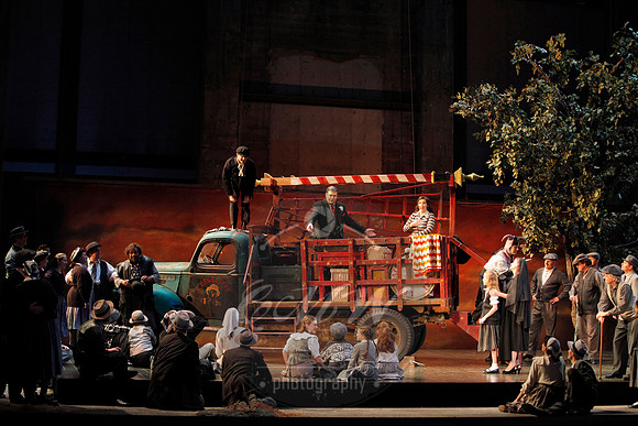 Portland Opera, i Pagliacci & Carmina Burana Double Bill