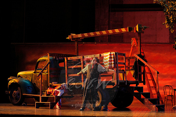 Portland Opera, i Pagliacci & Carmina Burana Double Bill