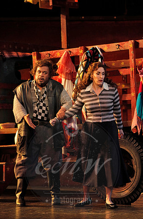 Portland Opera, i Pagliacci & Carmina Burana Double Bill