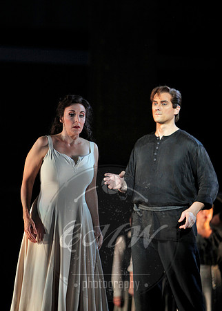 Portland Opera, i Pagliacci & Carmina Burana Double Bill