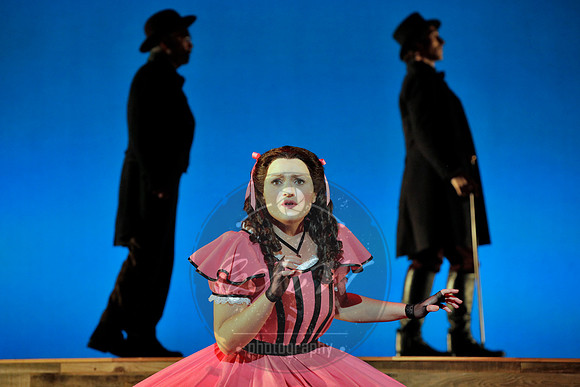 "Portland Opera", "The Difficulty of Crossing a Field", "The Match Girl Passion" "David Lang"