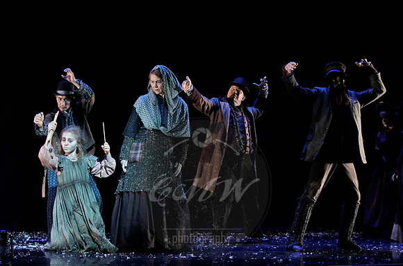 "Portland Opera", "The Difficulty of Crossing a Field", "The Match Girl Passion" "David Lang"