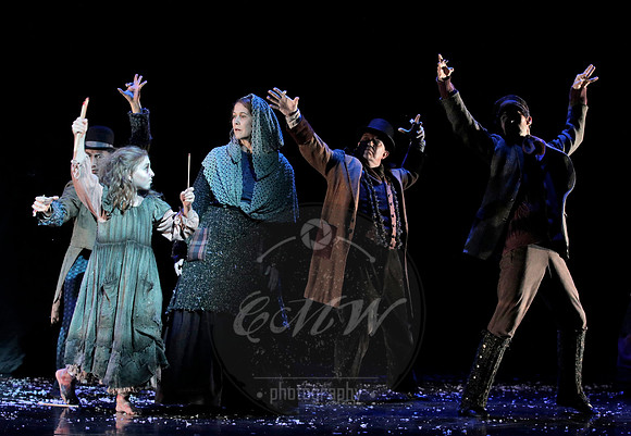 "Portland Opera", "The Difficulty of Crossing a Field", "The Match Girl Passion" "David Lang"