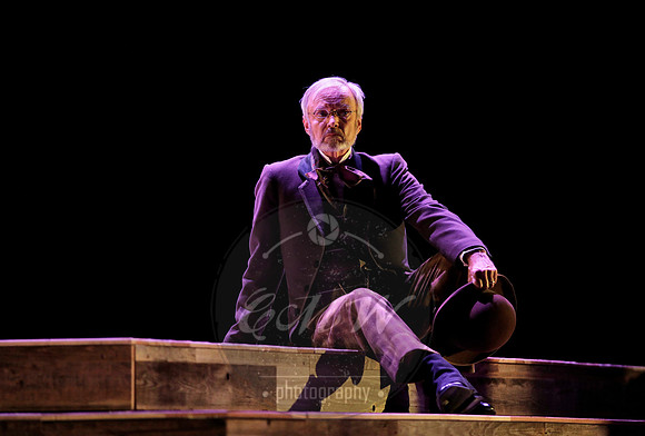 "Portland Opera", "The Difficulty of Crossing a Field", "The Match Girl Passion" "David Lang"