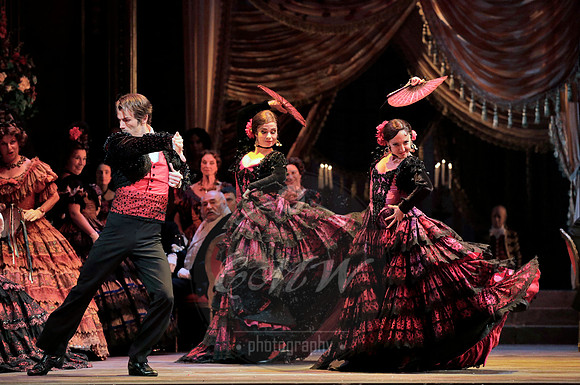 San Francisco Opera, La traviata