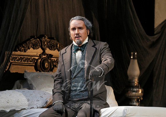 San Francisco Opera, La traviata