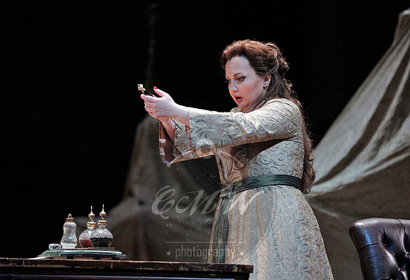 Metropolitan Opera Lucia