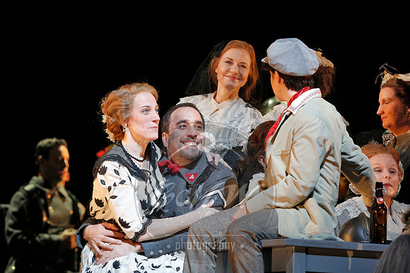 Metropolitan Opera, Faust 2013