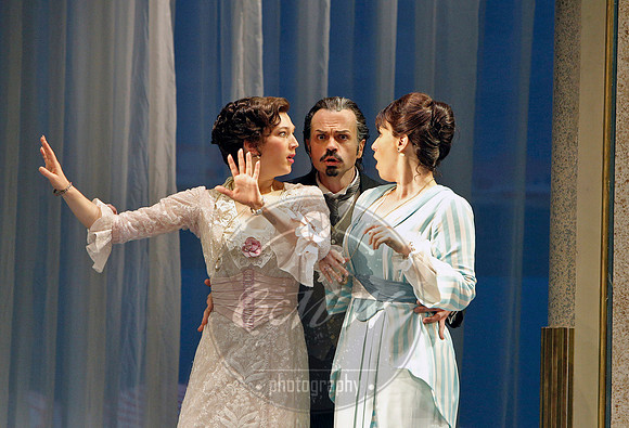 San Francisco Opera Cosi fan tutte