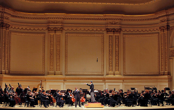 Clarinetist Anthony McGill The Metropolitan Opera Orchestra • Carnegie Hall