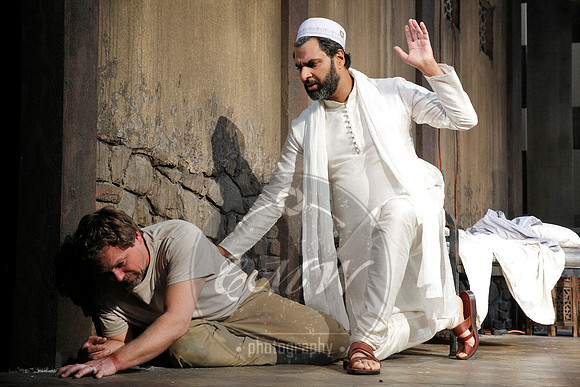 Kansas City Repertory Theater, The Invisible Hand