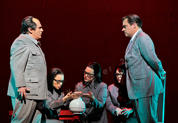 San Francisco Opera, Nixon in China